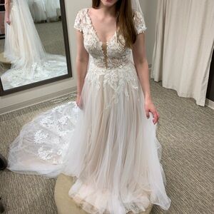 Calla Blanche Lace Wedding Dress